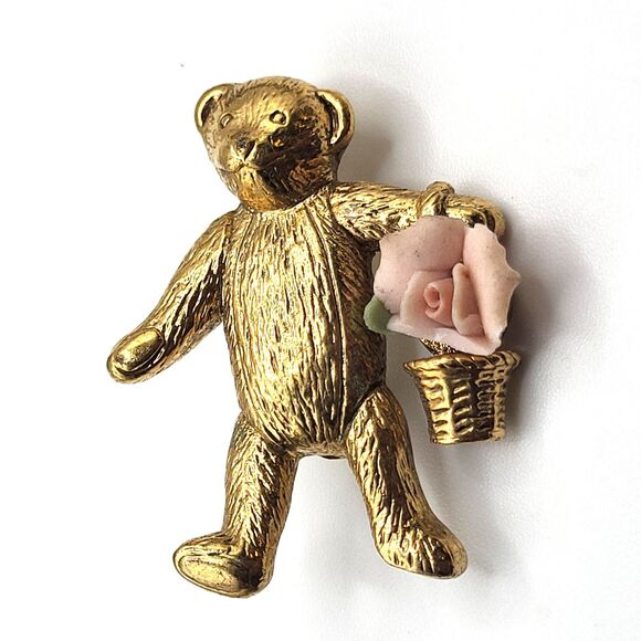 Vintage Gold Tone Teddy Bear Brooch With Porcelain Rose Basket Detail 1.5in - Picture 1 of 3